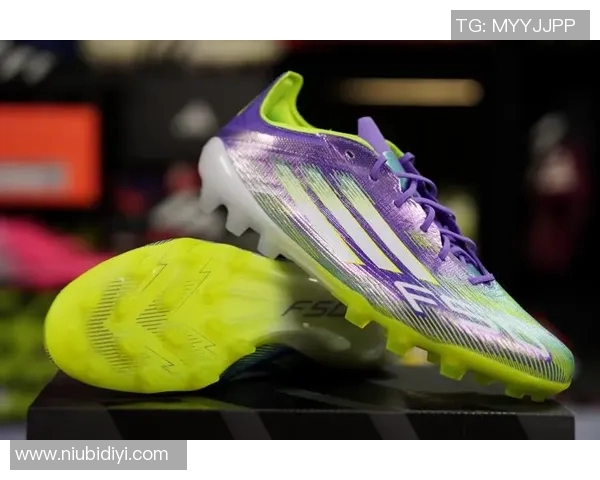 喜爱阿迪足球鞋的球星们：他们如何影响足球装备的潮流与创新