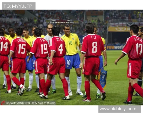 2002年中国足球队球星回顾与历届国脚的辉煌瞬间分析